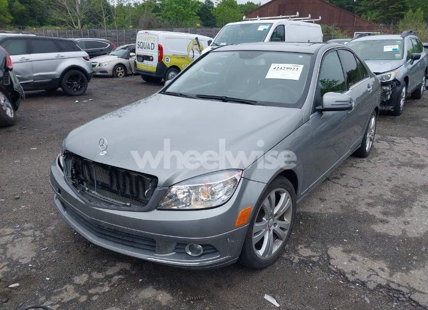 Photo 2 of 2011 Mercedes-benz C 300 LUXURY 4MATIC/SPORT 4MATIC (VIN WDDGF8BB7BR141534)