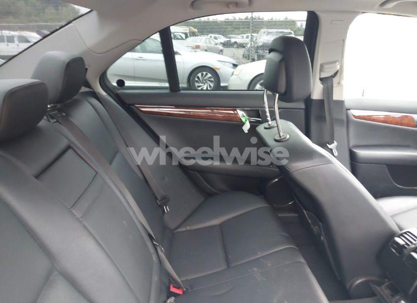 Photo 8 of 2011 Mercedes-benz C 300 LUXURY 4MATIC/SPORT 4MATIC (VIN WDDGF8BB7BR141534)