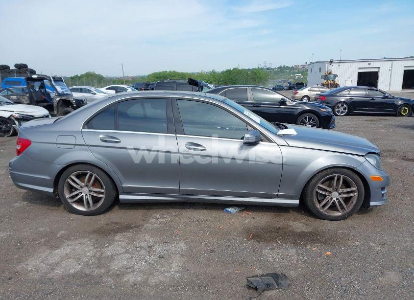 Photo 12 of 2012 Mercedes-benz C 300 LUXURY 4MATIC/SPORT 4MATIC (VIN WDDGF8BB7CR201054)