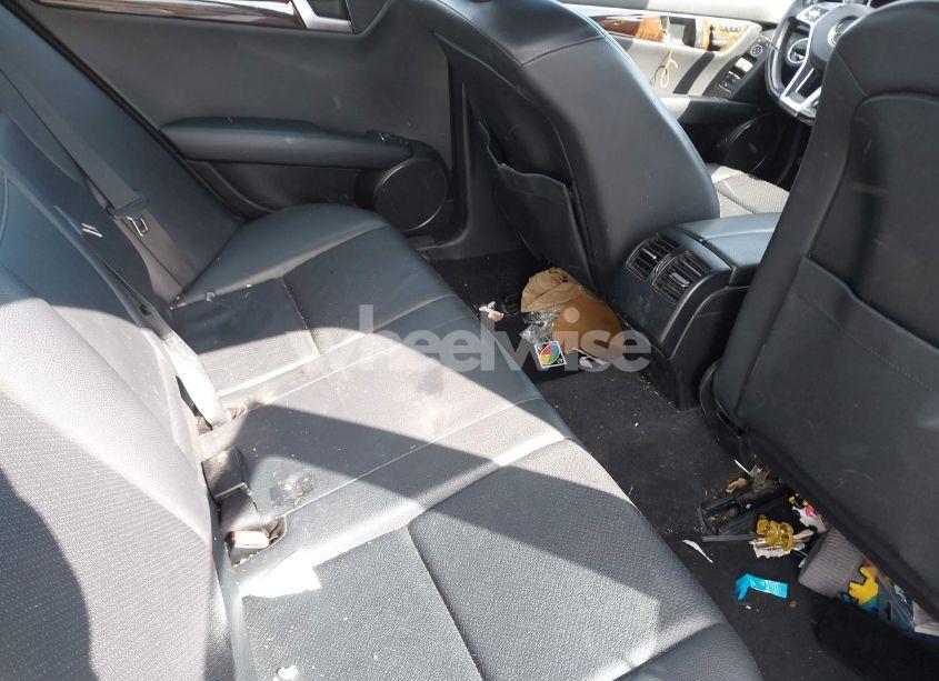 Photo 8 of 2012 Mercedes-benz C 300 LUXURY 4MATIC/SPORT 4MATIC (VIN WDDGF8BB7CR201054)