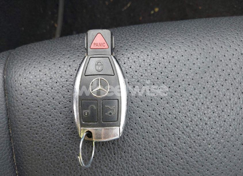 Photo 11 of 2010 Mercedes-benz C 300 LUXURY 4MATIC/SPORT 4MATIC (VIN WDDGF8BB8AR095386)