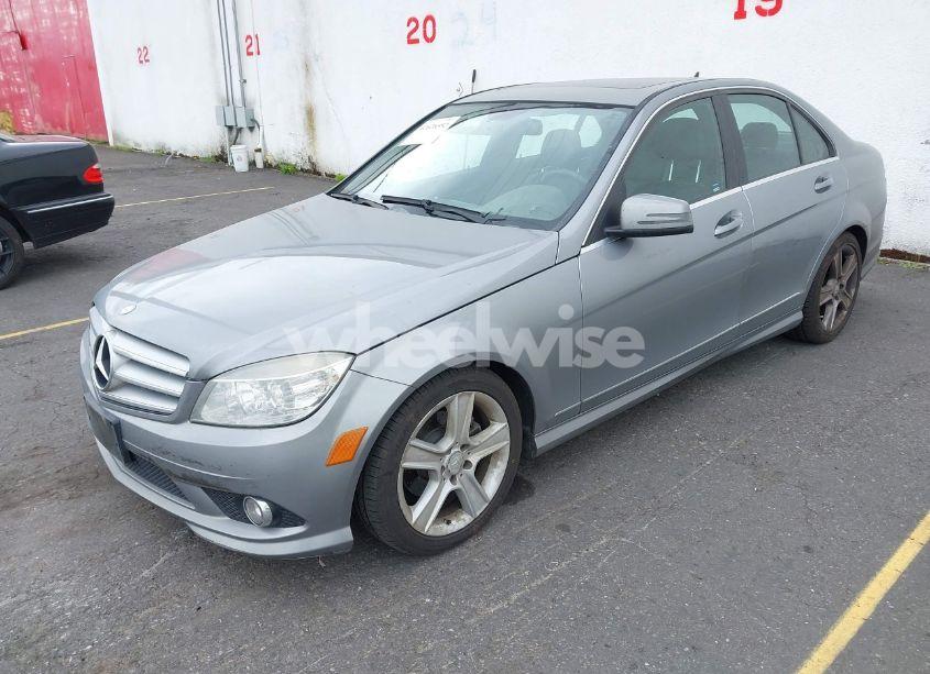 Photo 2 of 2010 Mercedes-benz C 300 LUXURY 4MATIC/SPORT 4MATIC (VIN WDDGF8BB8AR095386)