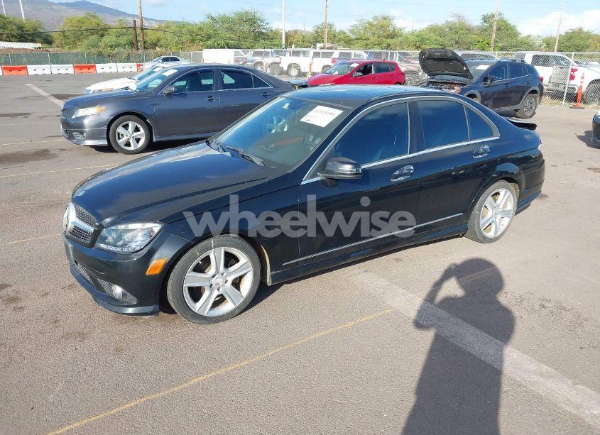 Photo 2 of 2011 Mercedes-benz C 300 LUXURY 4MATIC/SPORT 4MATIC (VIN WDDGF8BB8BF656365)