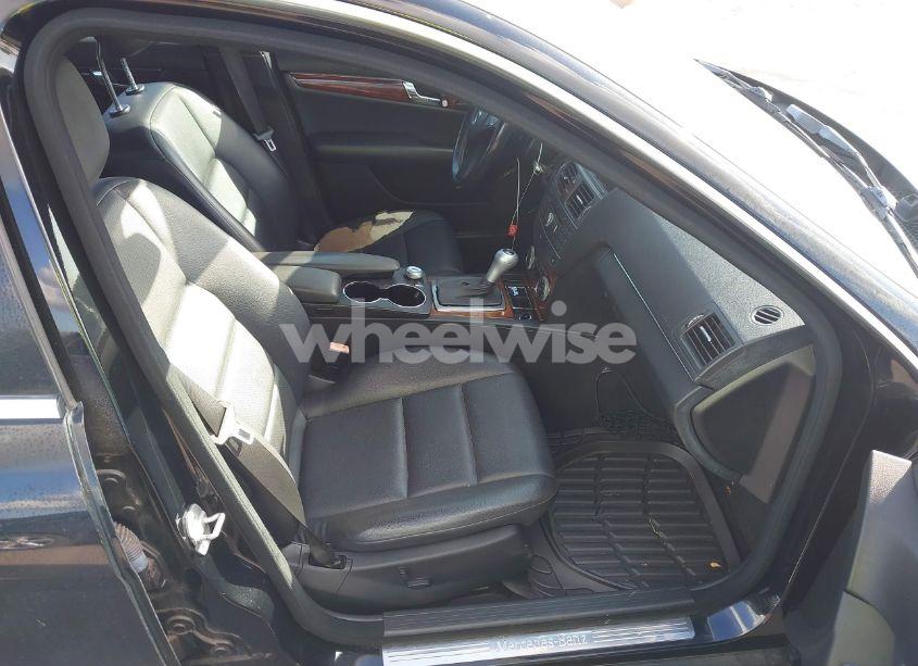 Photo 5 of 2011 Mercedes-benz C 300 LUXURY 4MATIC/SPORT 4MATIC (VIN WDDGF8BB8BF656365)