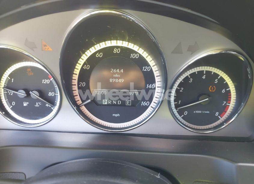 Photo 7 of 2011 Mercedes-benz C 300 LUXURY 4MATIC/SPORT 4MATIC (VIN WDDGF8BB8BF656365)