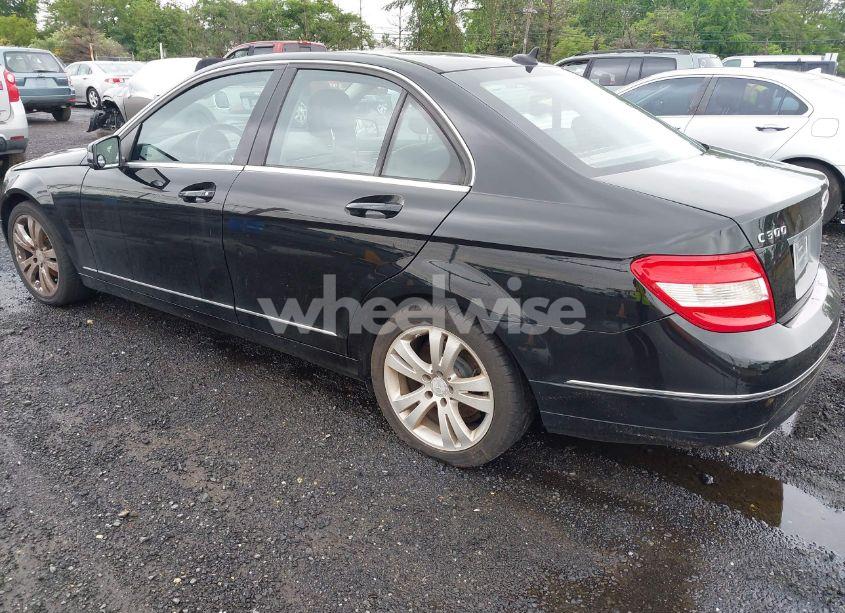 Photo 3 of 2011 Mercedes-benz C 300 LUXURY 4MATIC/SPORT 4MATIC (VIN WDDGF8BB8BR141526)