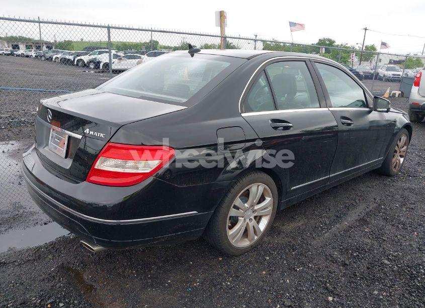 Photo 4 of 2011 Mercedes-benz C 300 LUXURY 4MATIC/SPORT 4MATIC (VIN WDDGF8BB8BR141526)