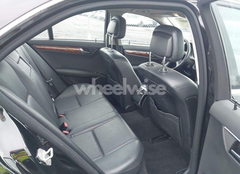 Photo 8 of 2011 Mercedes-benz C 300 LUXURY 4MATIC/SPORT 4MATIC (VIN WDDGF8BB8BR141526)