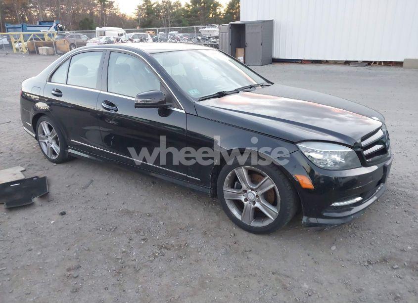 2011 Mercedes-benz C 300 LUXURY 4MATIC/SPORT 4MATIC (VIN WDDGF8BB8BR179273) main photo