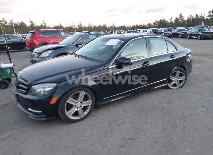Photo 2 of 2011 Mercedes-benz C 300 LUXURY 4MATIC/SPORT 4MATIC (VIN WDDGF8BB8BR179273)