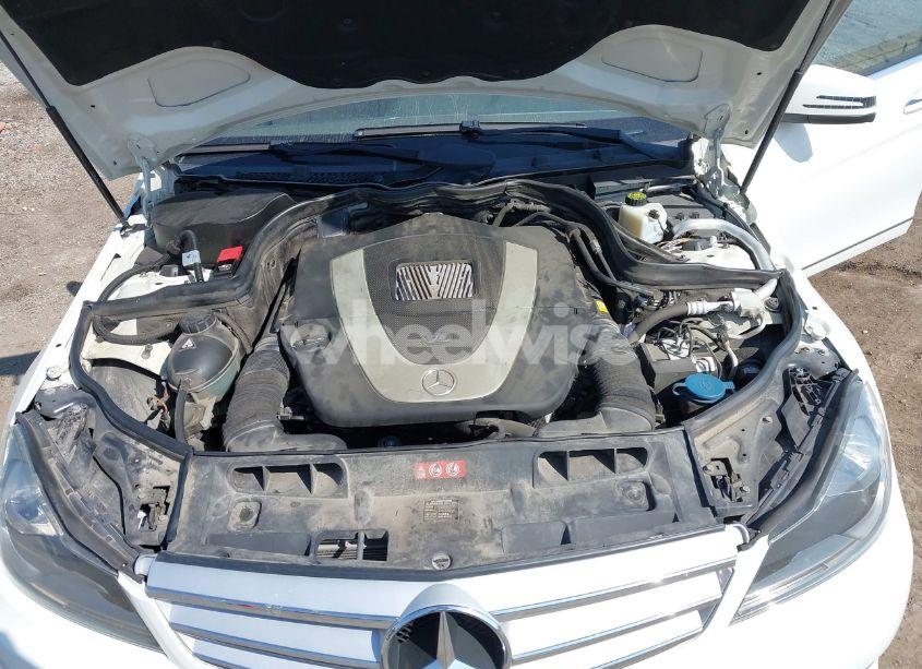 Photo 10 of 2012 Mercedes-benz C 300 LUXURY 4MATIC/SPORT 4MATIC (VIN WDDGF8BB8CA714148)
