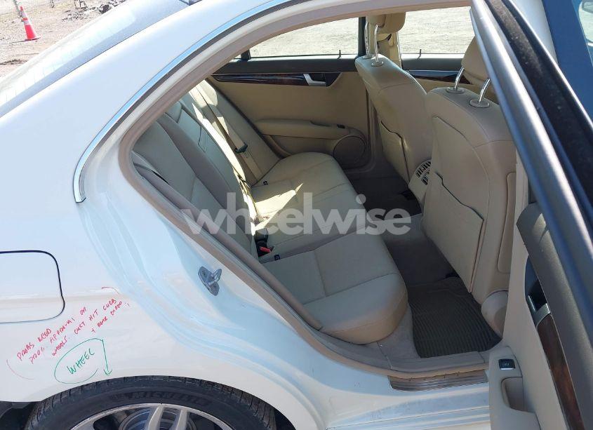 Photo 8 of 2012 Mercedes-benz C 300 LUXURY 4MATIC/SPORT 4MATIC (VIN WDDGF8BB8CA714148)