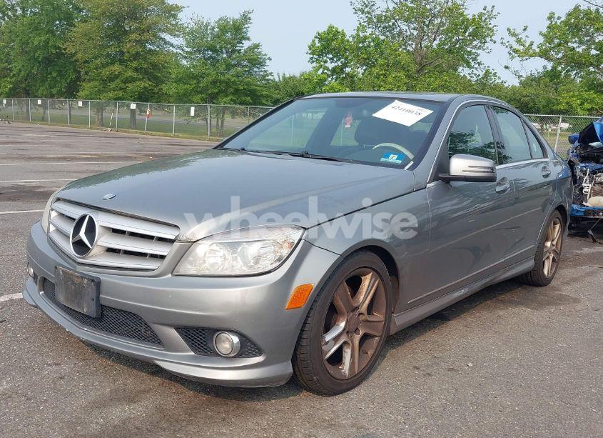 Photo 2 of 2010 Mercedes-benz C 300 LUXURY 4MATIC/SPORT 4MATIC (VIN WDDGF8BB9AF373987)