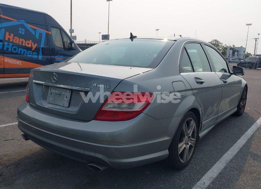 Photo 4 of 2010 Mercedes-benz C 300 LUXURY 4MATIC/SPORT 4MATIC (VIN WDDGF8BB9AF373987)