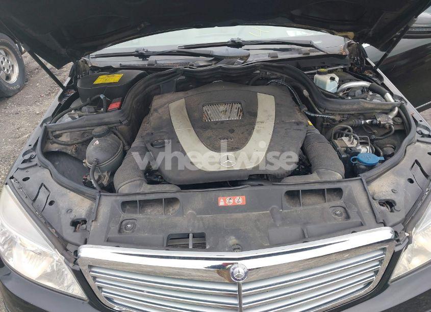 Photo 10 of 2010 Mercedes-benz C 300 (VIN WDDGF8BB9AF454536)