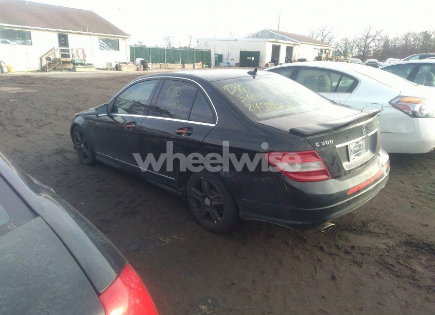 Photo 3 of 2010 Mercedes-benz C 300 LUXURY 4MATIC/SPORT 4MATIC (VIN WDDGF8BB9AR122644)