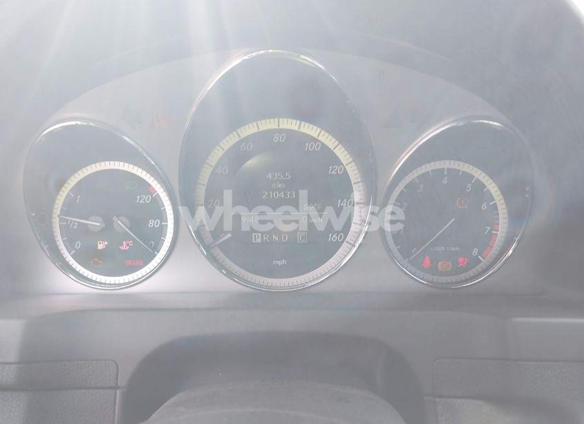 Photo 7 of 2010 Mercedes-benz C 300 LUXURY 4MATIC/SPORT 4MATIC (VIN WDDGF8BB9AR124264)