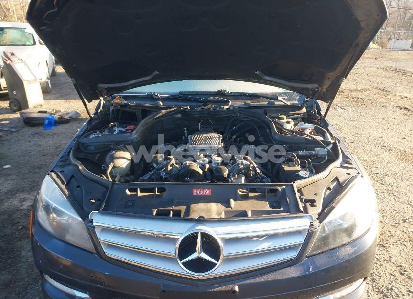 Photo 10 of 2011 Mercedes-benz C 300 LUXURY 4MATIC/SPORT 4MATIC (VIN WDDGF8BB9BR139784)