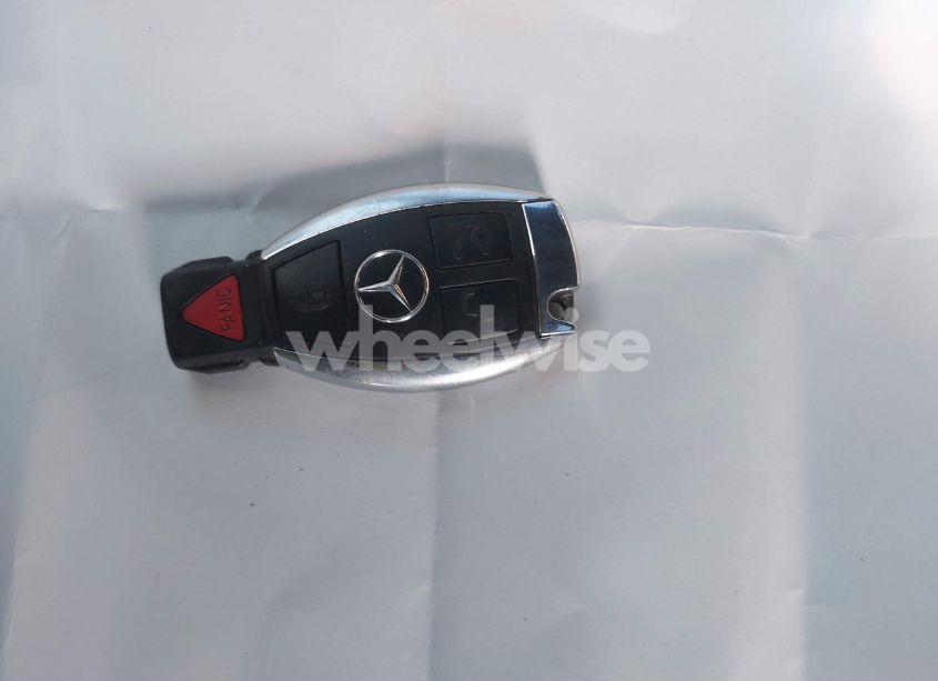 Photo 11 of 2011 Mercedes-benz C 300 LUXURY 4MATIC/SPORT 4MATIC (VIN WDDGF8BB9BR139784)