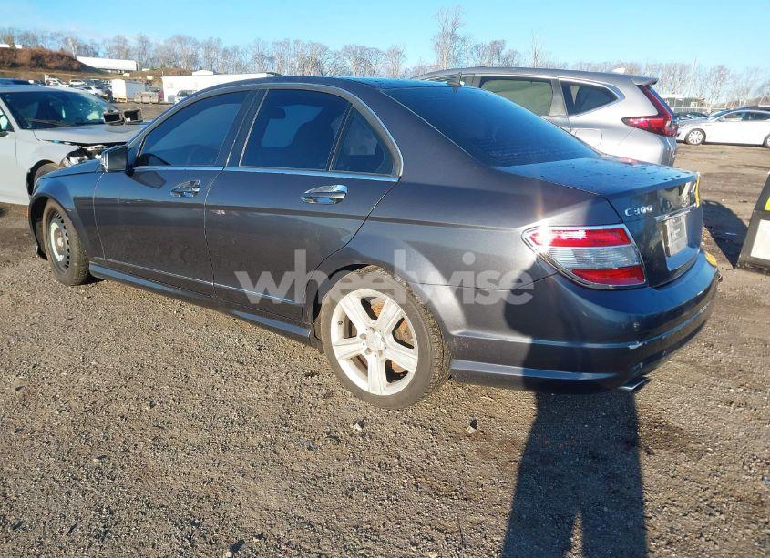 Photo 3 of 2011 Mercedes-benz C 300 LUXURY 4MATIC/SPORT 4MATIC (VIN WDDGF8BB9BR139784)