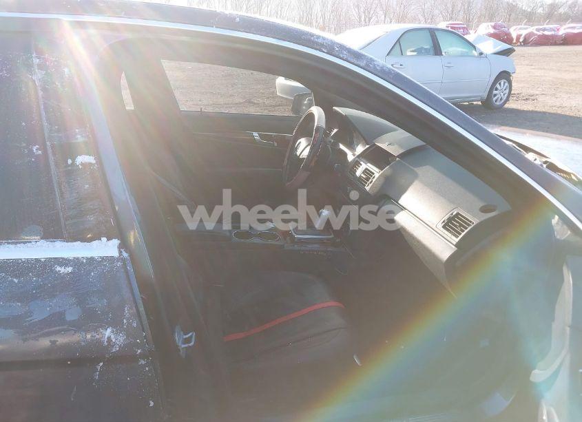 Photo 5 of 2011 Mercedes-benz C 300 LUXURY 4MATIC/SPORT 4MATIC (VIN WDDGF8BB9BR139784)