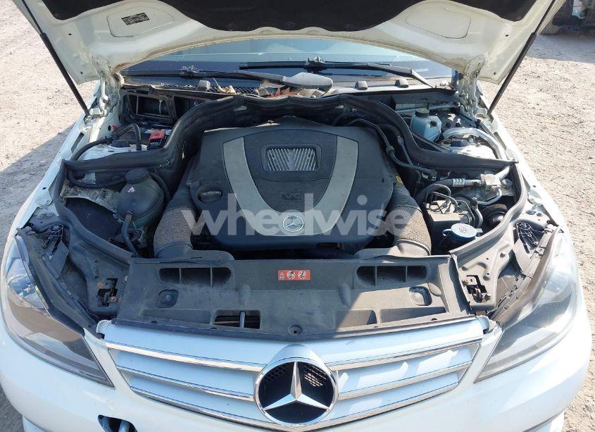 Photo 10 of 2012 Mercedes-benz C 300 (VIN WDDGF8BB9CR192101)