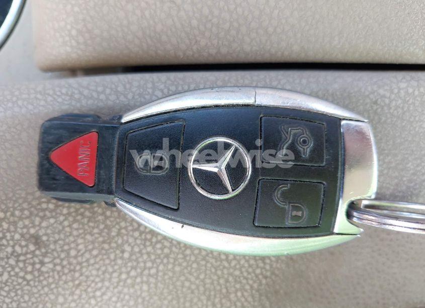 Photo 11 of 2012 Mercedes-benz C 300 (VIN WDDGF8BB9CR192101)