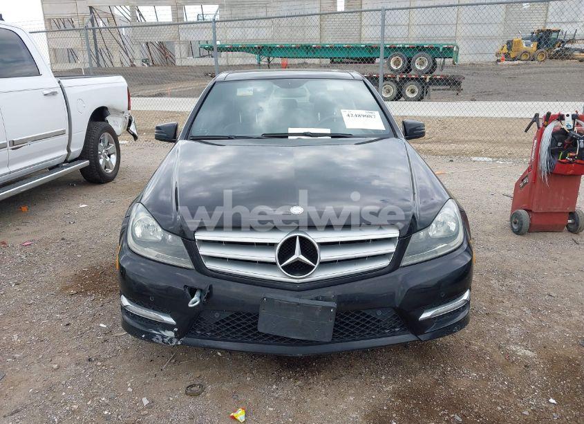 Photo 12 of 2012 Mercedes-benz C 300 LUXURY 4MATIC/SPORT 4MATIC (VIN WDDGF8BB9CR208314)