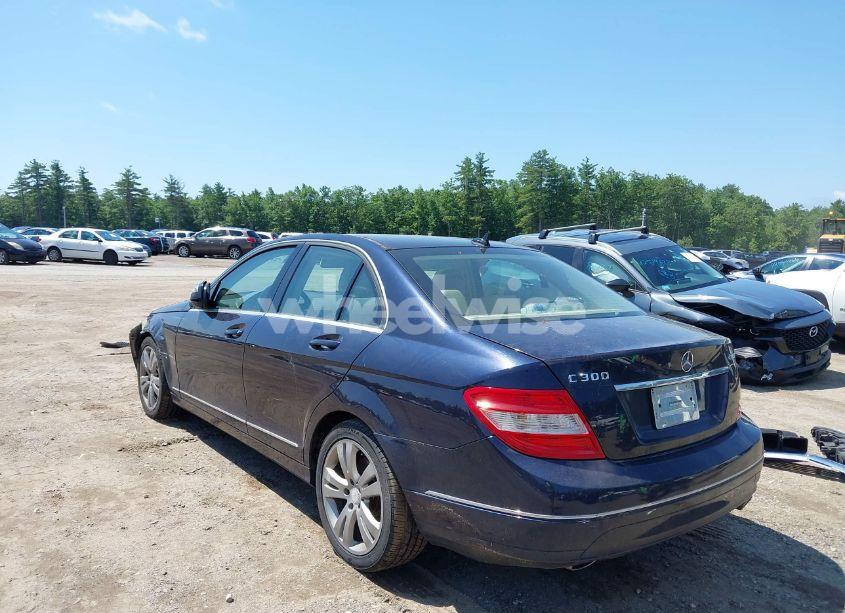 Photo 3 of 2010 Mercedes-benz C 300 LUXURY 4MATIC/SPORT 4MATIC (VIN WDDGF8BBXAF448776)