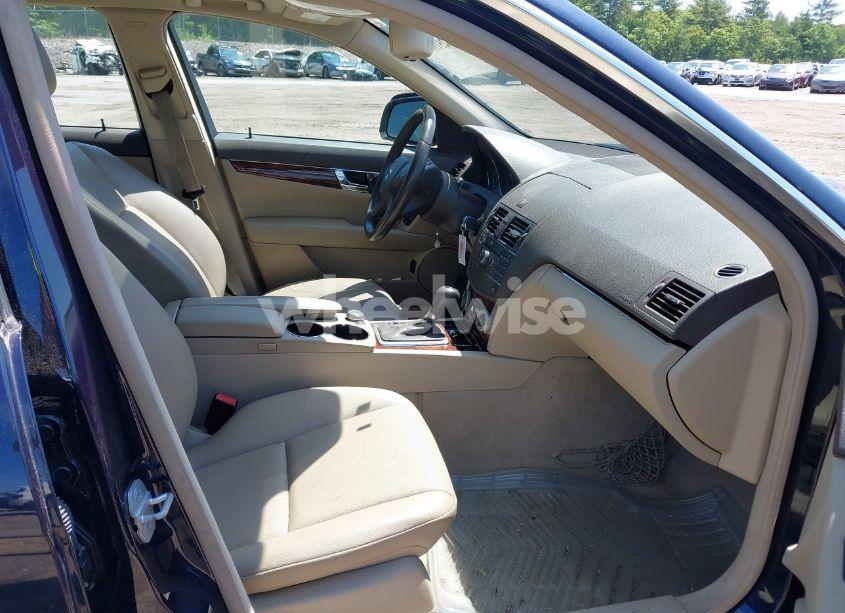 Photo 5 of 2010 Mercedes-benz C 300 LUXURY 4MATIC/SPORT 4MATIC (VIN WDDGF8BBXAF448776)