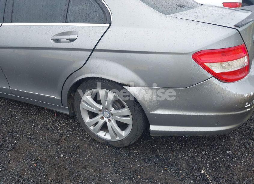 Photo 15 of 2010 Mercedes-benz C 300 LUXURY 4MATIC/SPORT 4MATIC (VIN WDDGF8BBXAR096359)