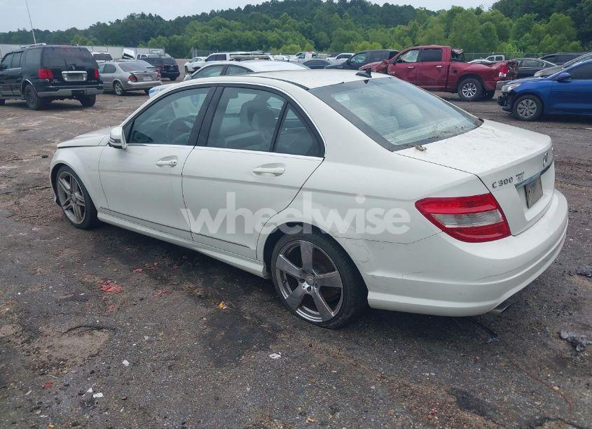 Photo 3 of 2011 Mercedes-benz C 300 LUXURY 4MATIC/SPORT 4MATIC (VIN WDDGF8BBXBR150051)