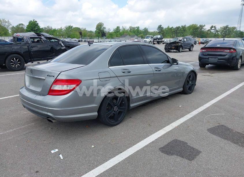 Photo 4 of 2011 Mercedes-benz C 300 LUXURY 4MATIC/SPORT 4MATIC (VIN WDDGF8BBXBR180876)