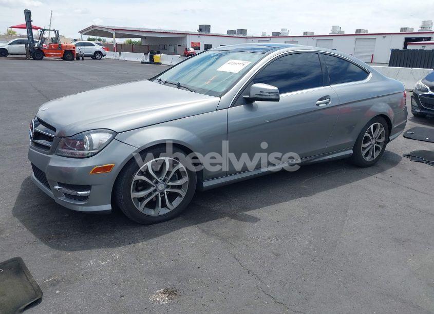 Photo 2 of 2012 Mercedes-benz C 250 (VIN WDDGJ4HB1CF751432)