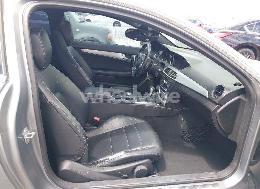 Photo 5 of 2012 Mercedes-benz C 250 (VIN WDDGJ4HB1CF751432)