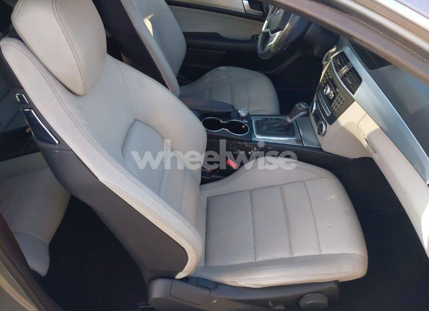 Photo 5 of 2012 Mercedes-benz C 250 (VIN WDDGJ4HB1CF798671)