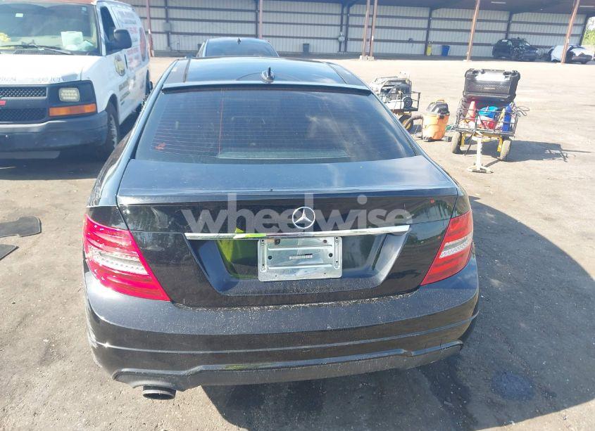 Photo 16 of 2013 Mercedes-benz C 250 (VIN WDDGJ4HB1DF990996)
