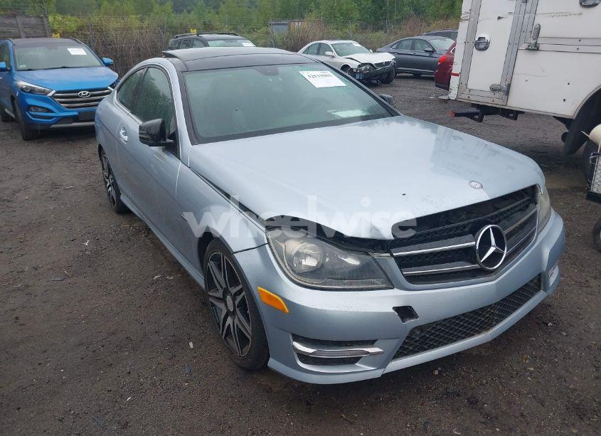 2013 Mercedes-benz C 250 (VIN WDDGJ4HB1DG058064) main photo