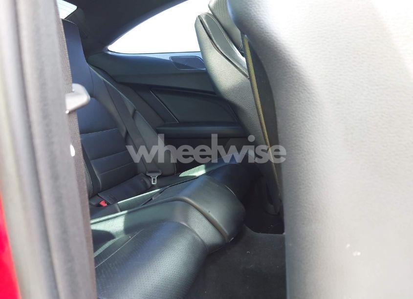 Photo 8 of 2013 Mercedes-benz C 250 (VIN WDDGJ4HB3DG099831)