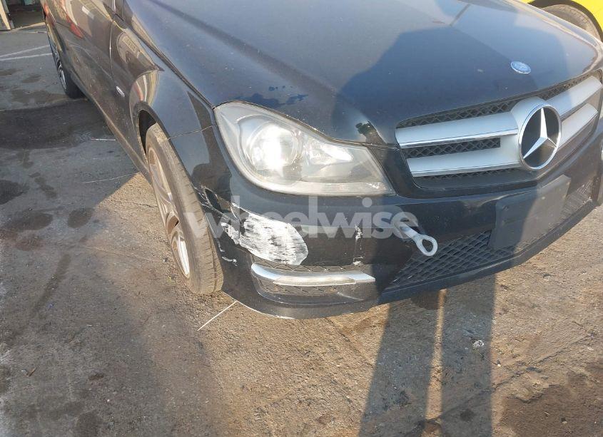 Photo 6 of 2012 Mercedes-benz C 250 (VIN WDDGJ4HB7CF780885)