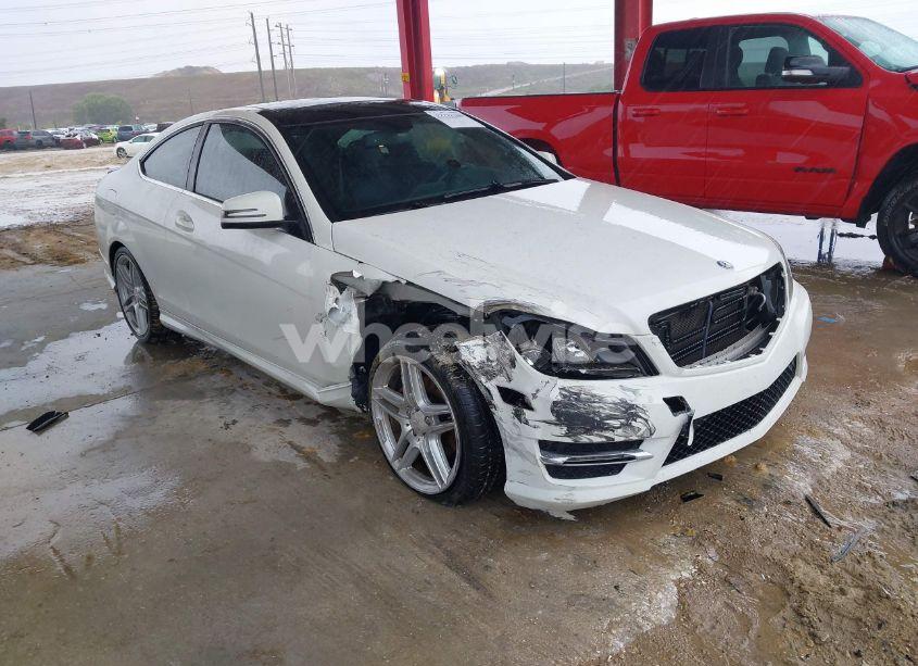2012 Mercedes-benz C 250 (VIN WDDGJ4HB9CF750304) main photo