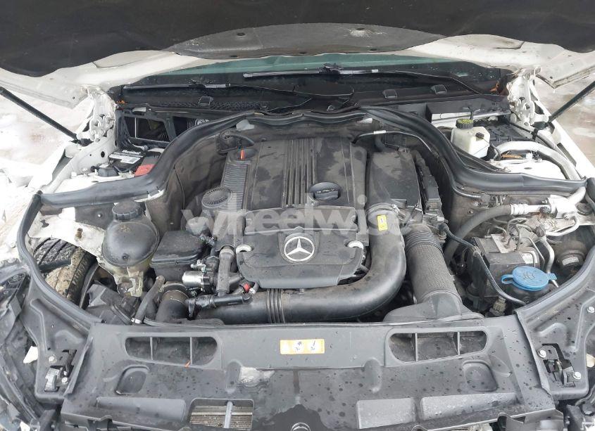 Photo 10 of 2012 Mercedes-benz C 250 (VIN WDDGJ4HB9CF750304)