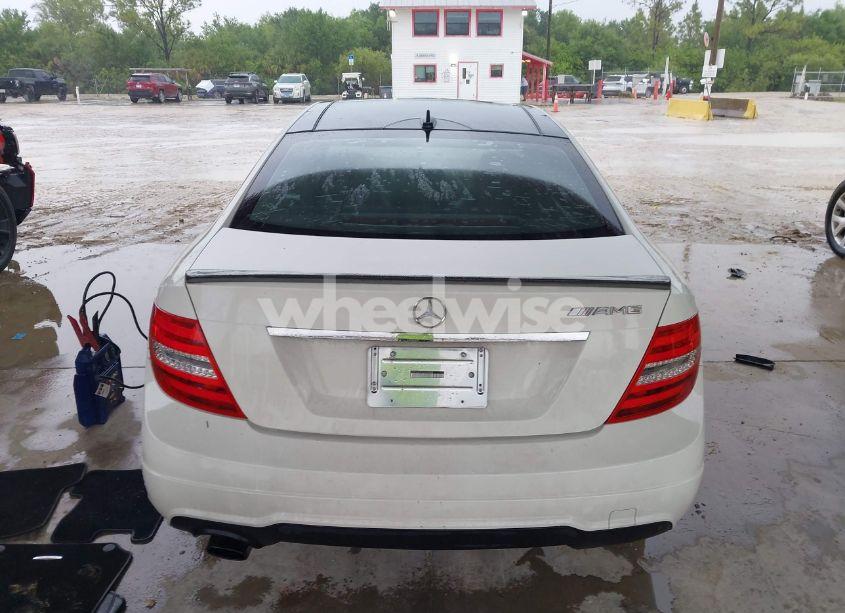 Photo 16 of 2012 Mercedes-benz C 250 (VIN WDDGJ4HB9CF750304)