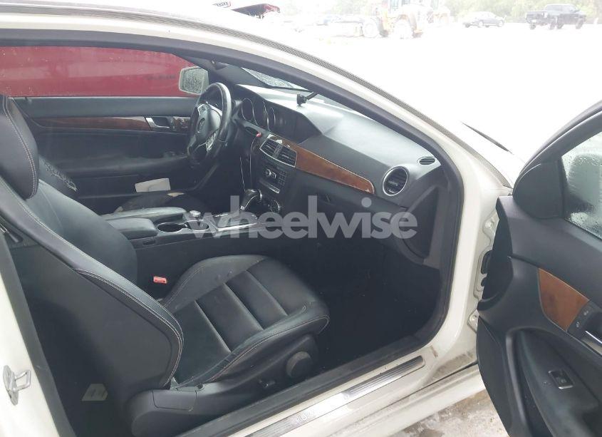 Photo 5 of 2012 Mercedes-benz C 250 (VIN WDDGJ4HB9CF750304)