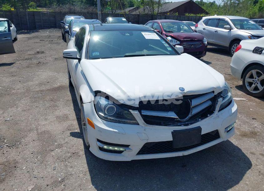 Photo 12 of 2013 Mercedes-benz C 350 SPORT 4MATIC (VIN WDDGJ8JB5DG089402)