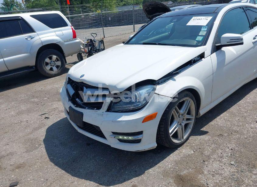 Photo 6 of 2013 Mercedes-benz C 350 SPORT 4MATIC (VIN WDDGJ8JB5DG089402)