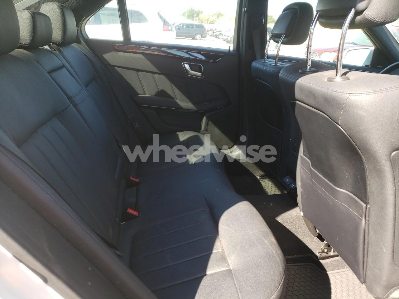 Photo 10 of 2012 MERCEDES-BENZ E 350 BLUETEC (VIN WDDHF2EB1CA615667)