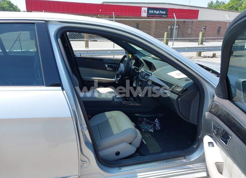 Photo 5 of 2011 Mercedes-benz E 350 BLUETEC (VIN WDDHF2EB2BA295080)