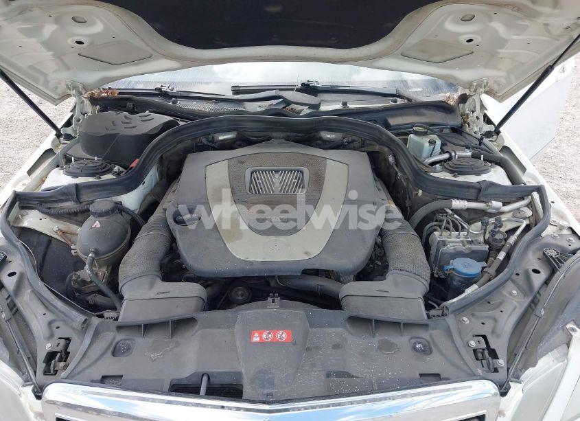 Photo 10 of 2010 Mercedes-benz E 350 (VIN WDDHF5GB0AA059847)