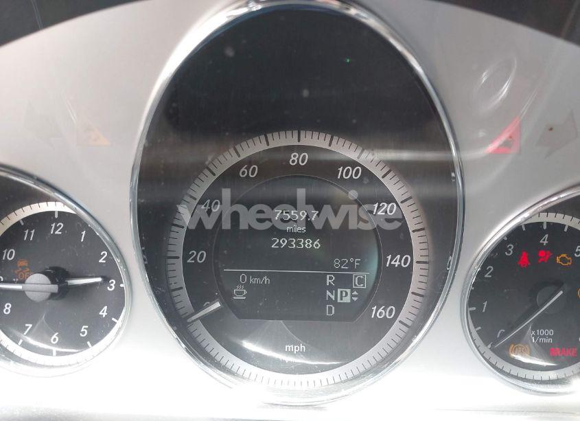 Photo 7 of 2010 Mercedes-benz E 350 (VIN WDDHF5GB0AA059847)